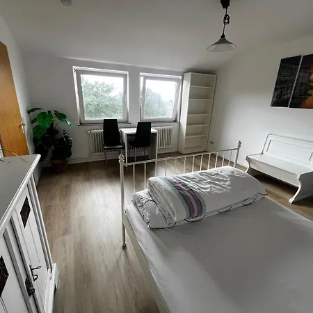 Gaeste Zimmer Mit Gemeinschaftsbad